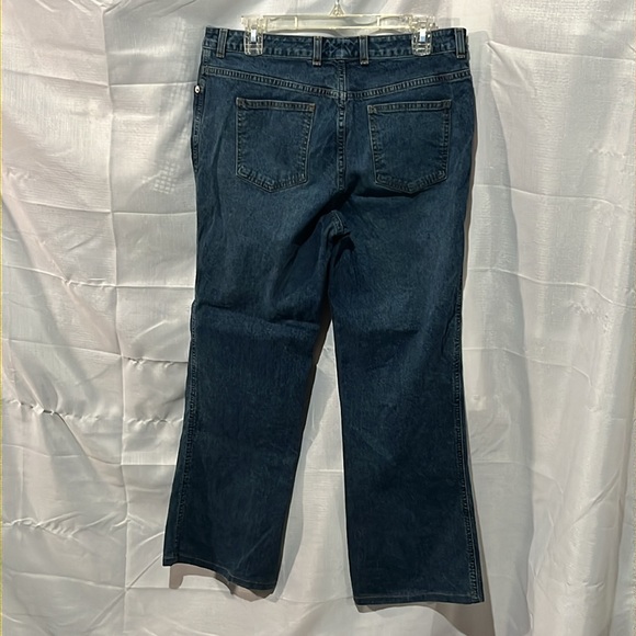St John Sport by Marie Gray Bootcut Jeans - Picture 4 of 9